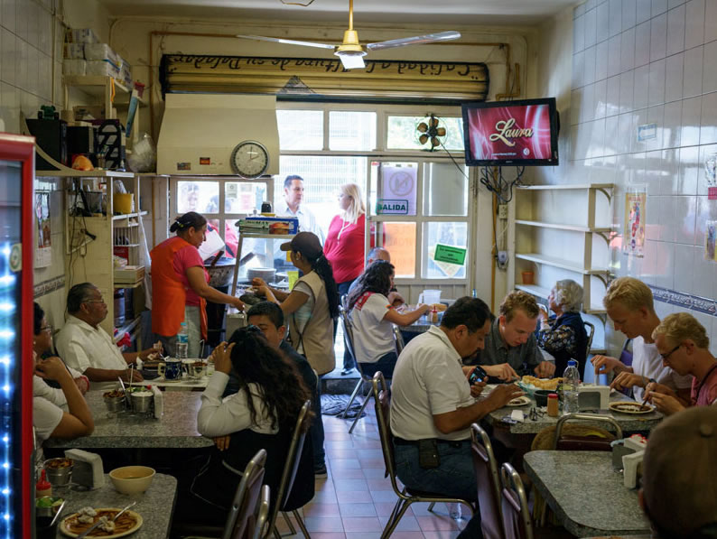 Las fondas, centros de comida tradicional - Style by ShockVisual