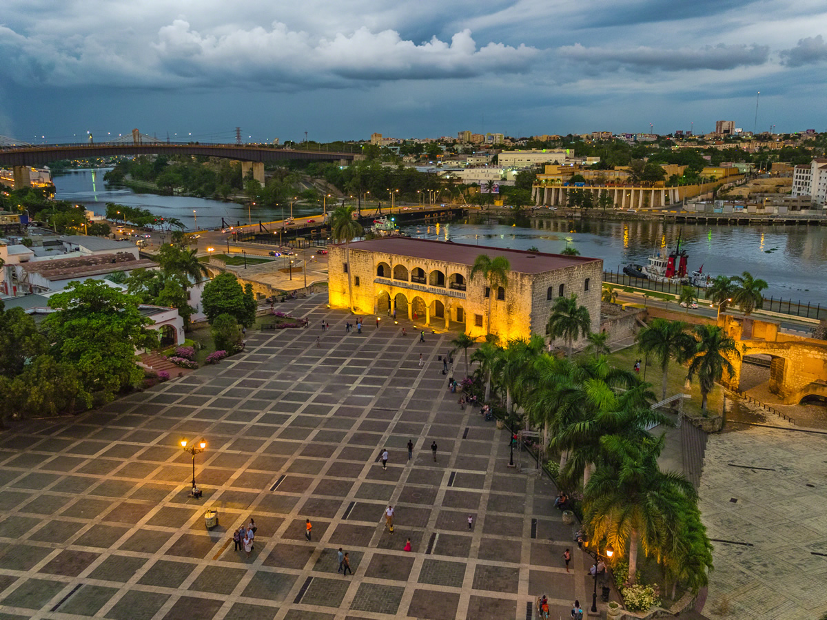 Alcazar De Colon Zona Colonial Santo Domingo Style By Shockvisual